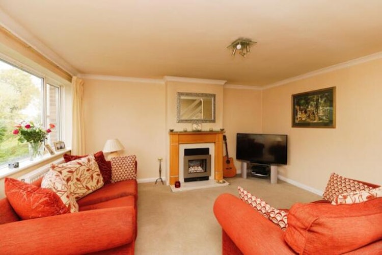 3 bedroom terraced house