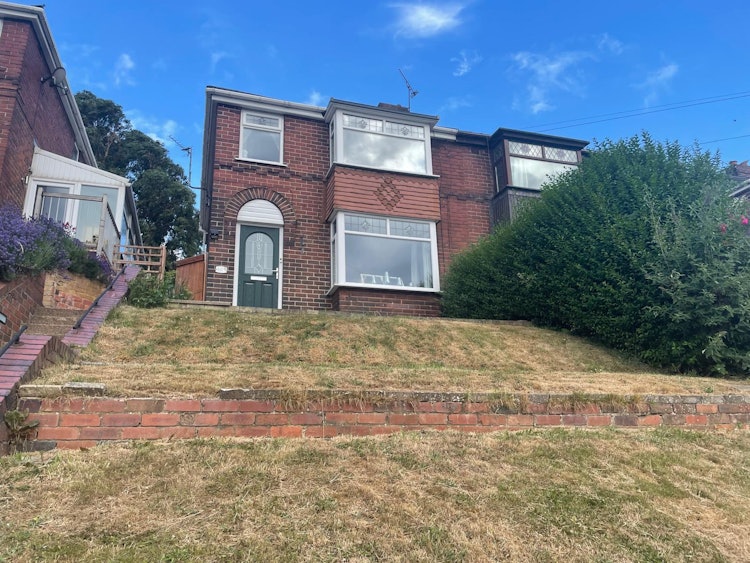 3 bedroom semi-detached house