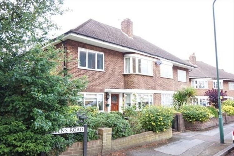 2 bedroom flat