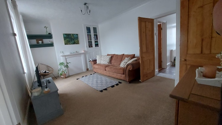 2 bedroom terraced house