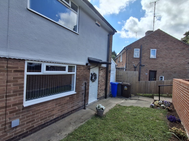 2 bedroom semi-detached house