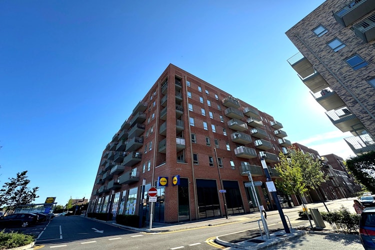 2 bedroom apartment
