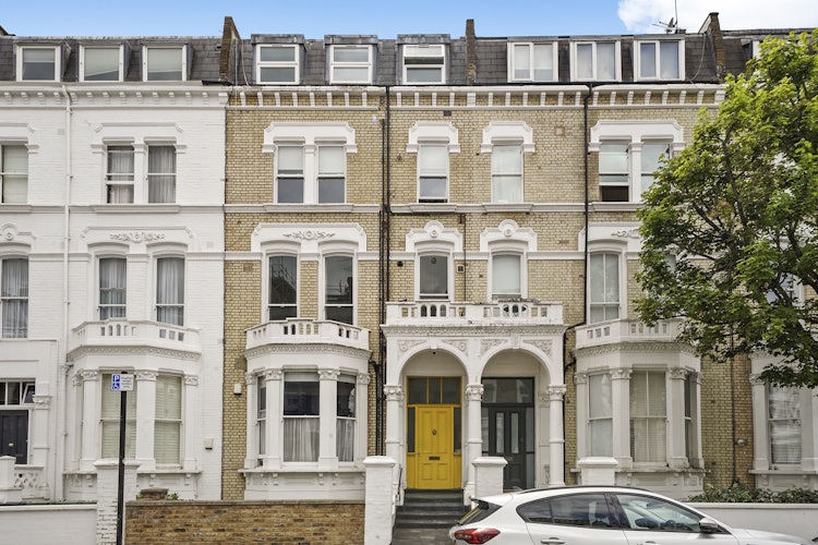 2 bedroom ground floor flat