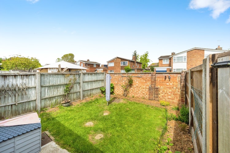 4 bedroom terraced house