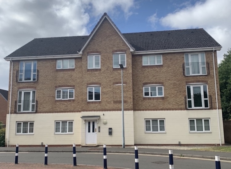 2 bedroom flat