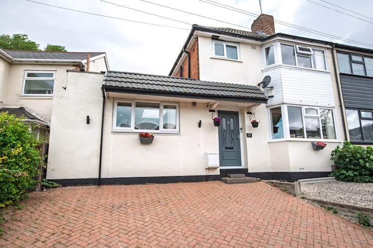 3 bedroom semi-detached house
