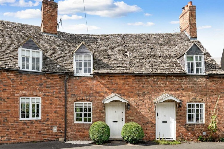 3 bedroom terraced house