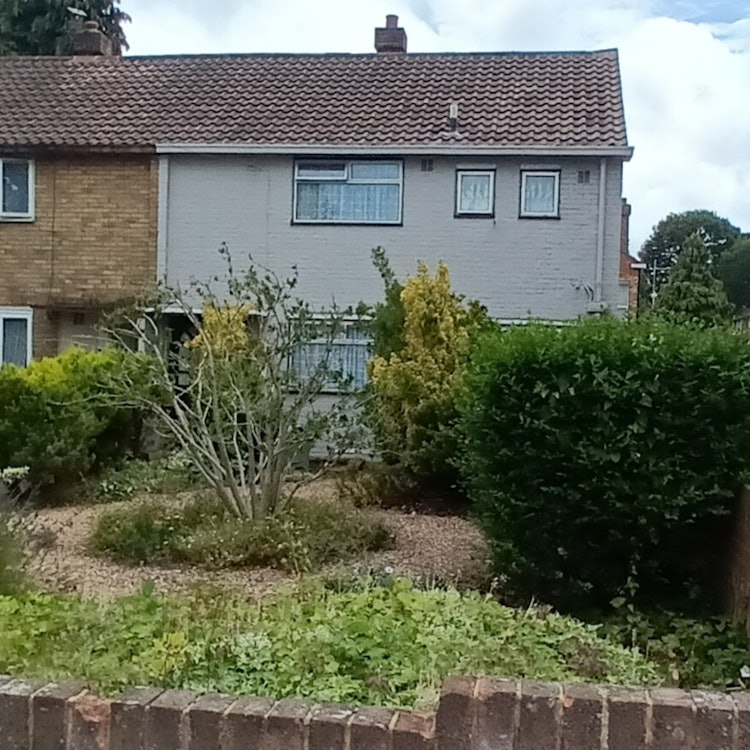 3 bedroom end of terrace house