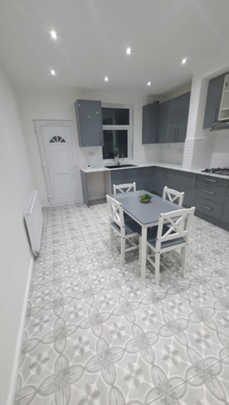 3 bedroom terraced house