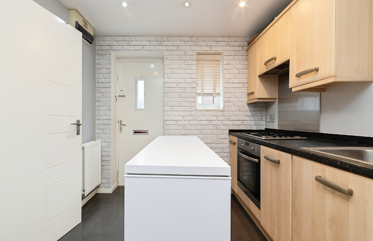 3 bedroom semi-detached house