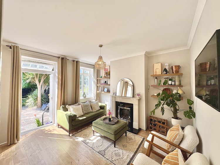 3 bedroom terraced house