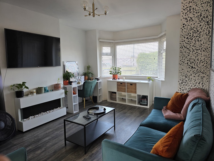 2 bedroom terraced house