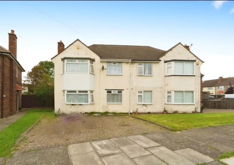 3 bedroom semi-detached house