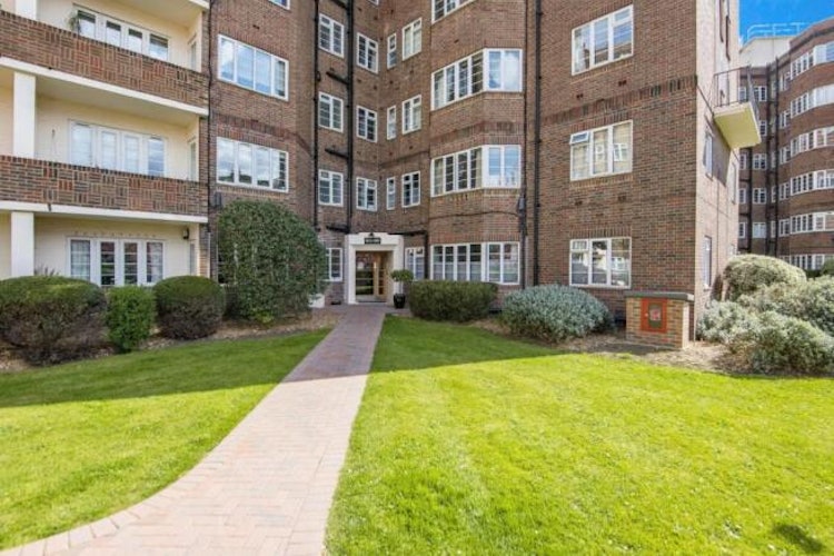 2 bedroom flat