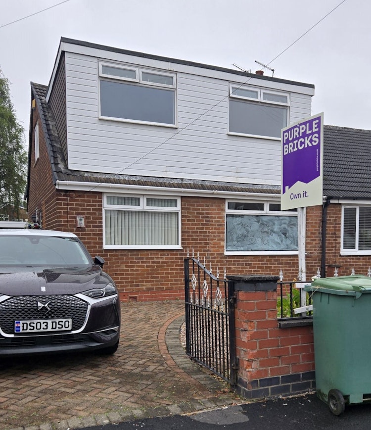 3 bedroom semi-detached bungalow