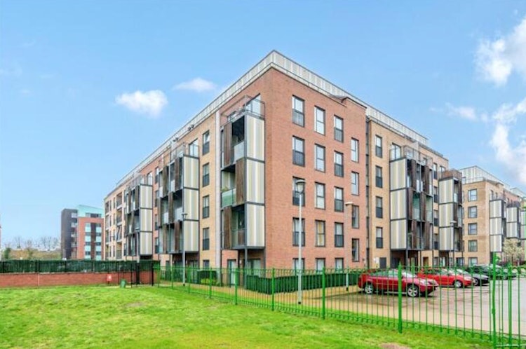 2 bedroom apartment