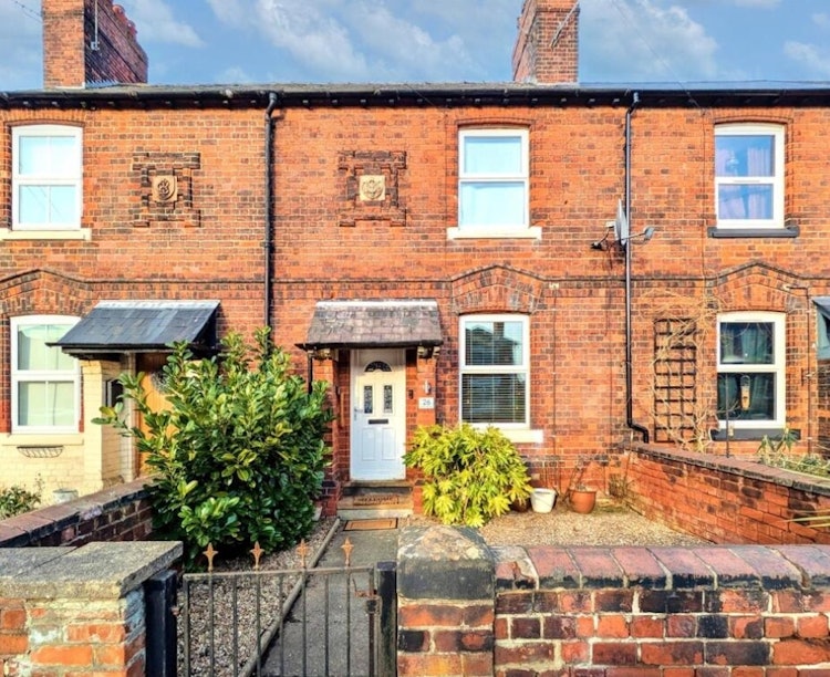 3 bedroom terraced house