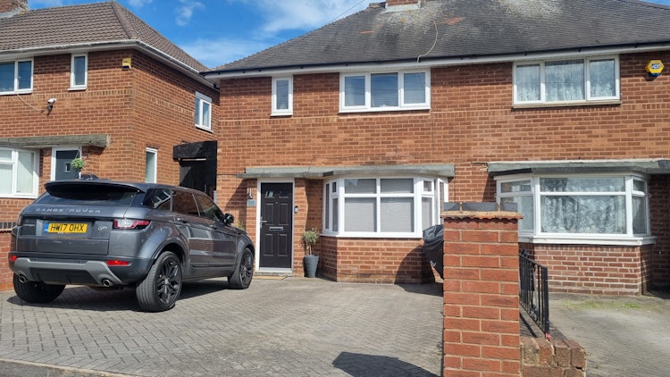 2 bedroom semi-detached house