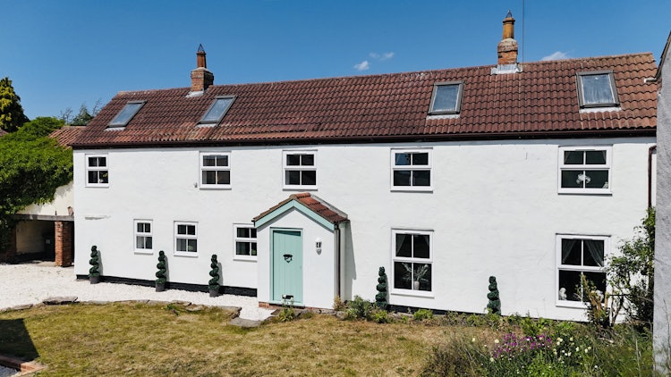 6 bedroom character property