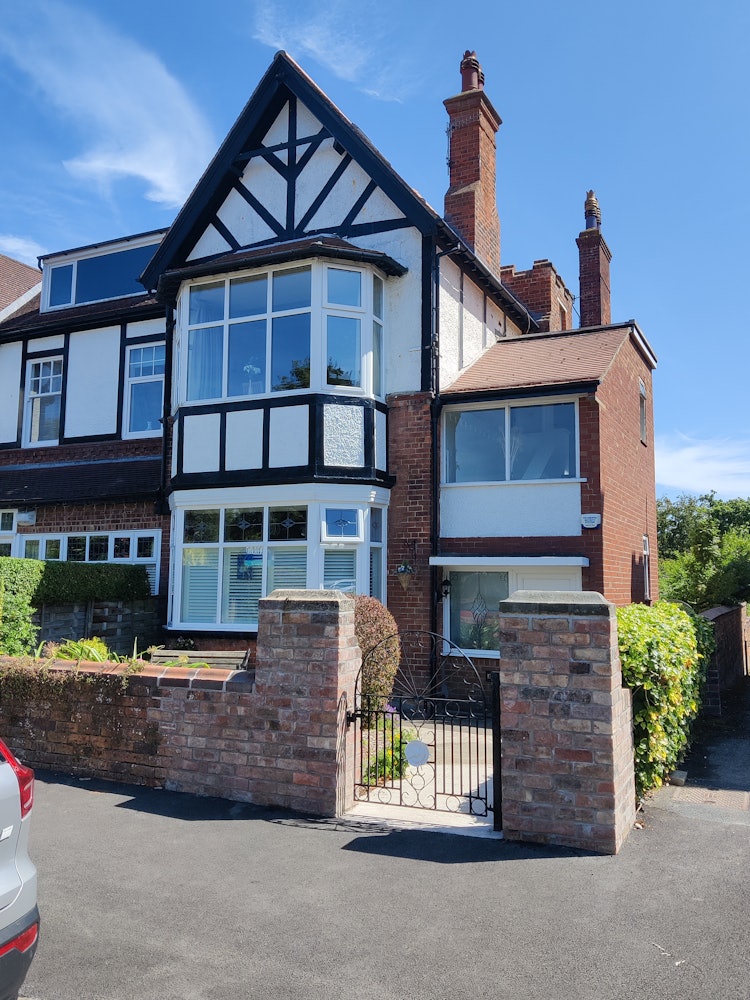 4 bedroom flat