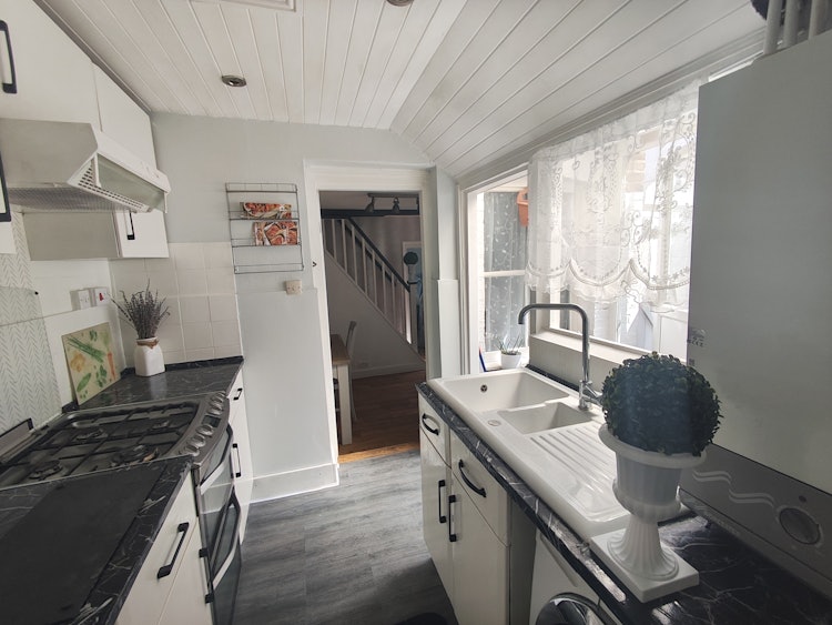 2 bedroom semi-detached house
