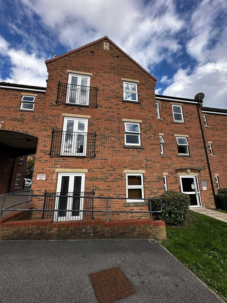2 bedroom apartment