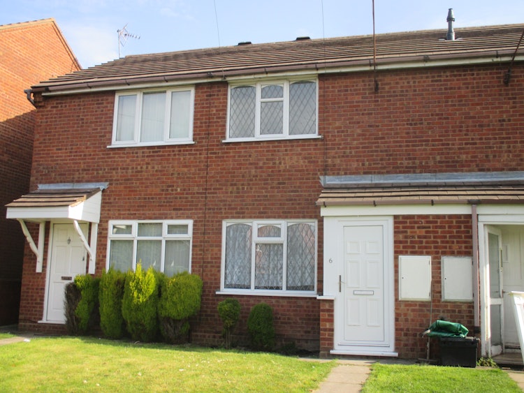 2 bedroom terraced house