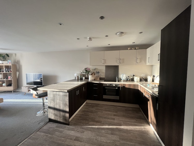2 bedroom flat