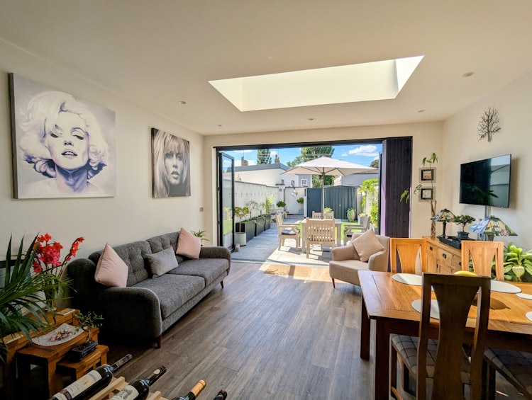 3 bedroom terraced house