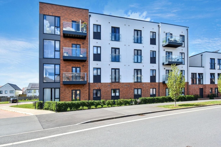 1 bedroom ground floor flat