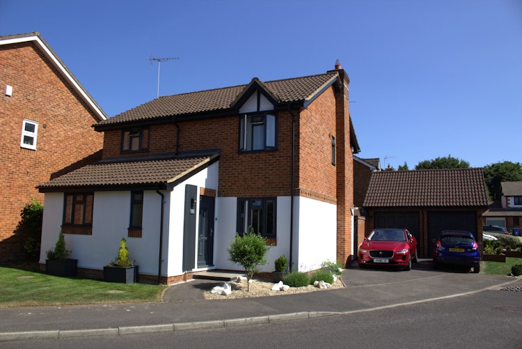 4 bedroom detached house