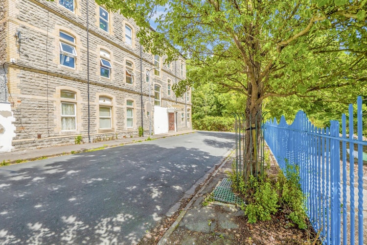 1 bedroom flat