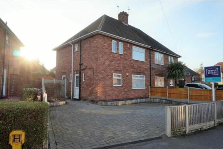 3 bedroom semi-detached house