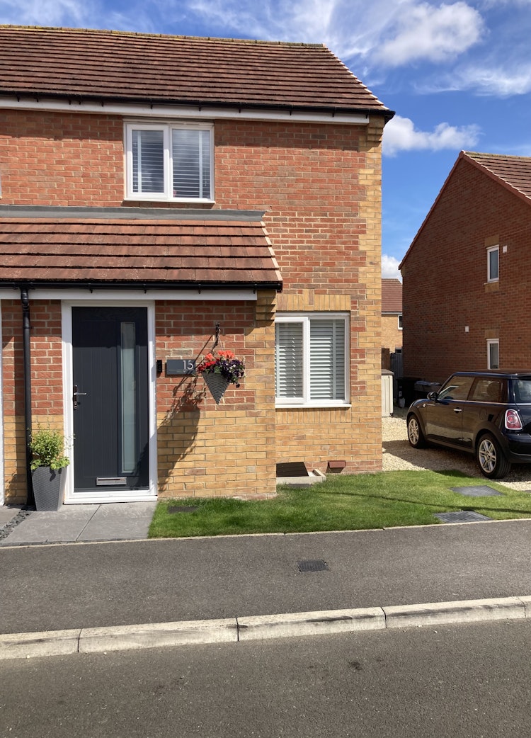 2 bedroom semi-detached house