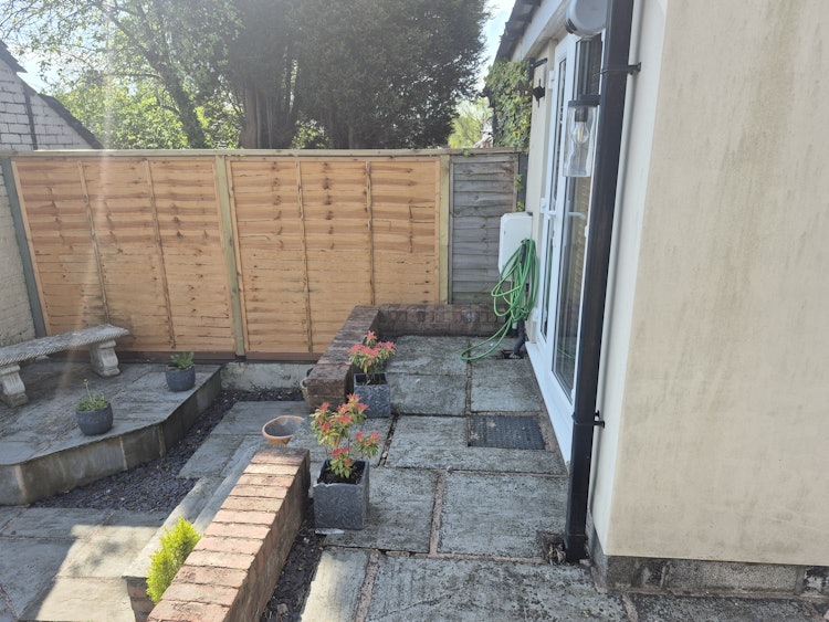 2 bedroom semi-detached house
