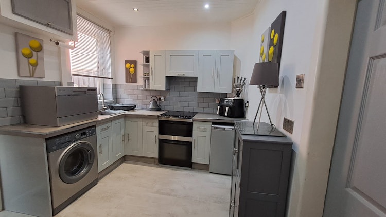 2 bedroom terraced house
