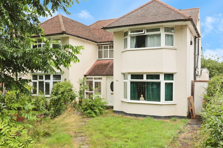 4 bedroom semi-detached house