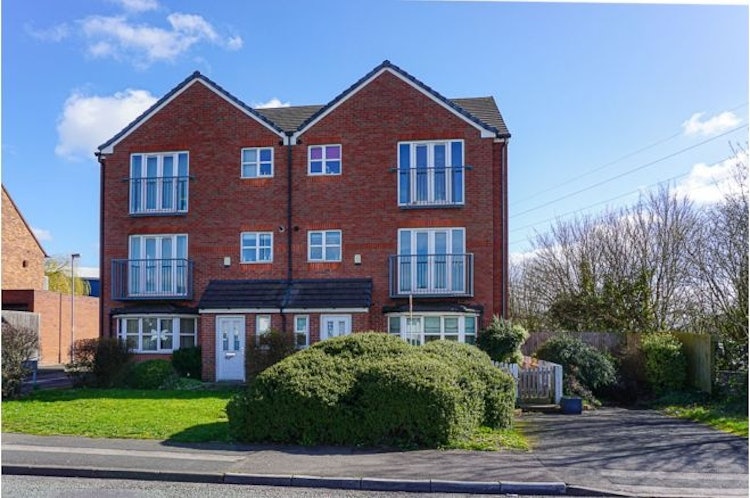 2 bedroom flat