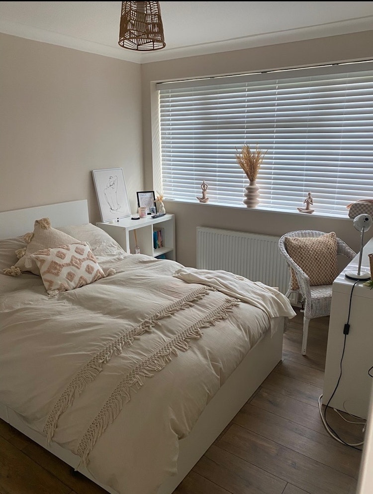 3 bedroom semi-detached house