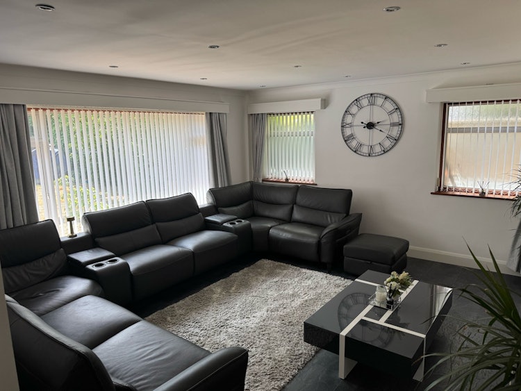 2 bedroom detached bungalow