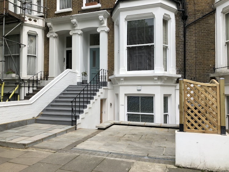 2 bedroom ground floor flat