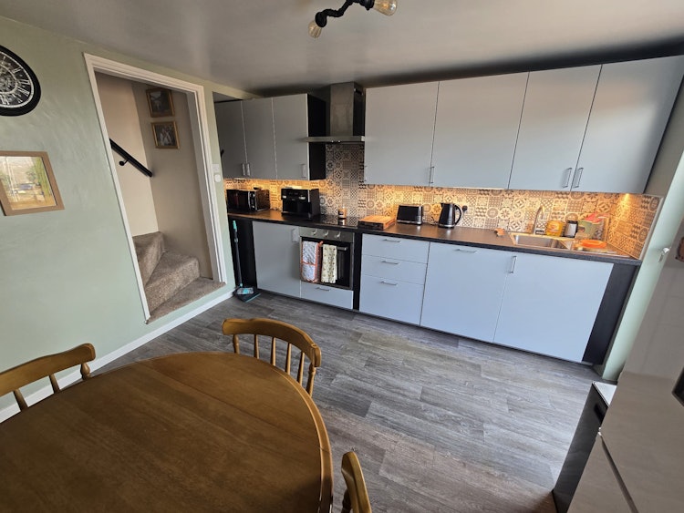 2 bedroom terraced house