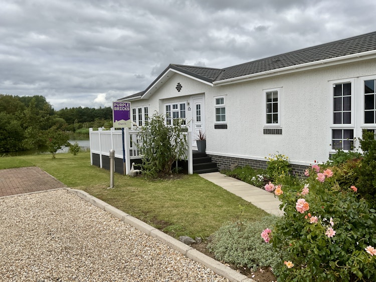 2 bedroom park home