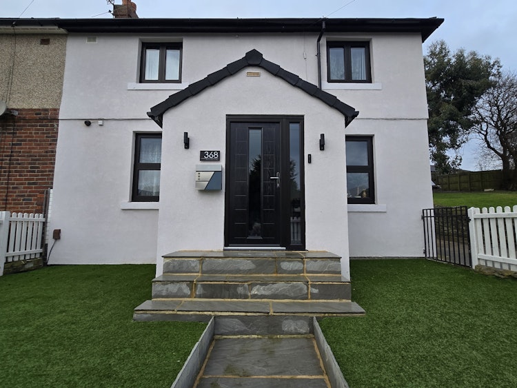 3 bedroom semi-detached house