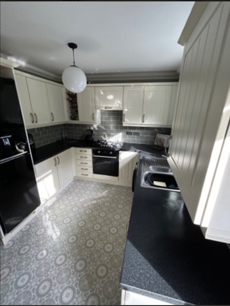 2 bedroom flat