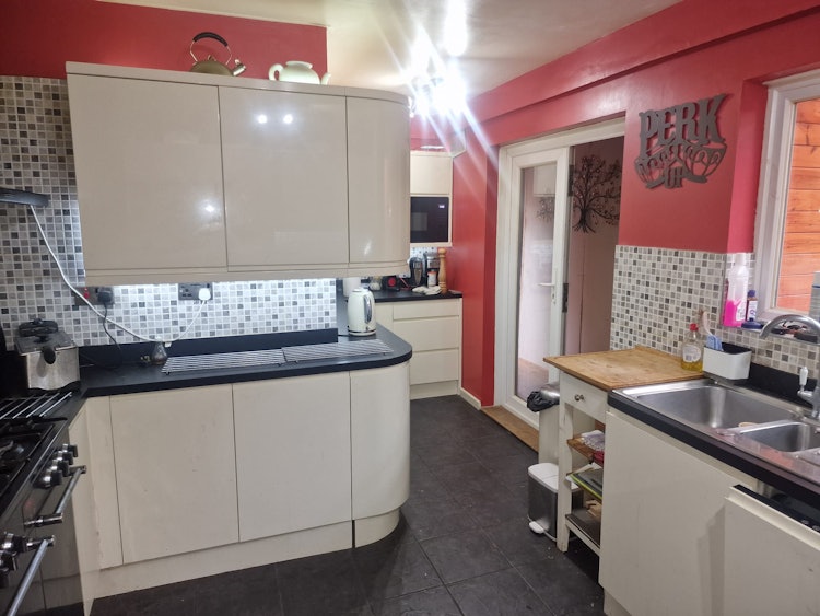 3 bedroom semi-detached house