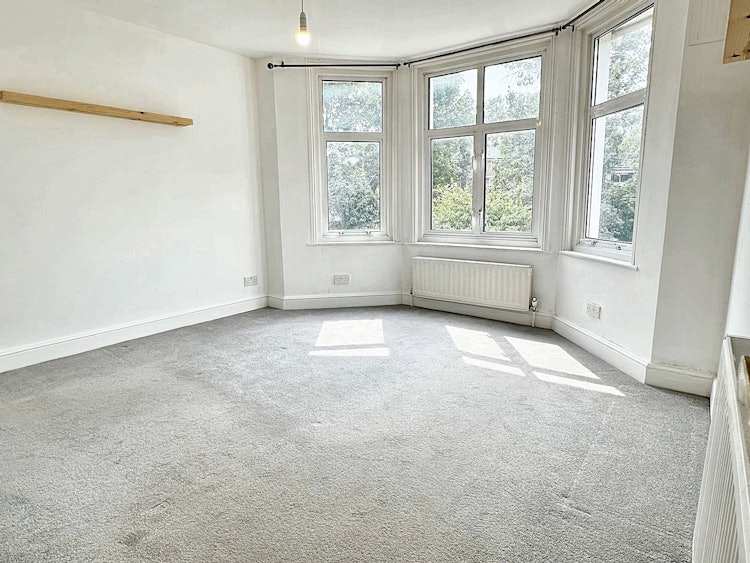 2 bedroom flat