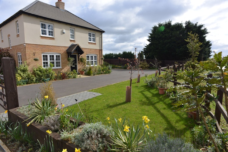 4 bedroom detached house