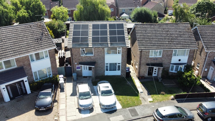 4 bedroom detached house