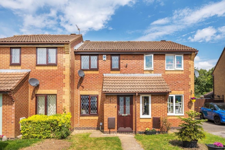 2 bedroom terraced house
